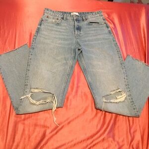 Zara Jean Women Ripped Knee Size 8